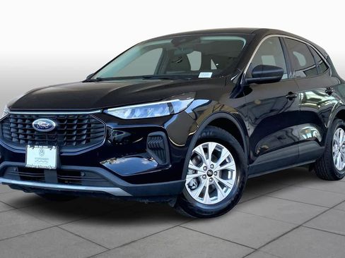 Used 2023 Ford Escape Active image 2