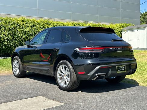 Used 2026 Porsche Macan AWD/4WD image 3