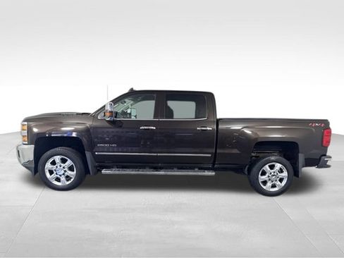 Used 2018 Chevrolet Silverado 2500 LTZ w/ Duramax Plus Package AWD/4WD image 6