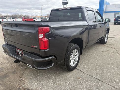 Used 2023 Chevrolet Silverado 1500 RST AWD/4WD image 3