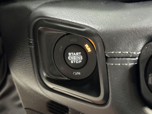 Used 2024 Jeep Wrangler Unlimited Sahara AWD/4WD image 54