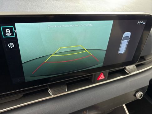 New 2026 Kia Carnival EX image 38