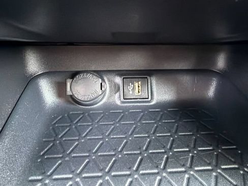 Certified 2025 Toyota RAV4 LE AWD/4WD image 36