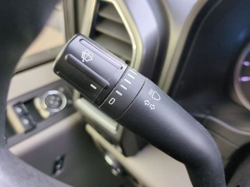 Used 2020 Ford F250 XLT w/ XLT Premium Package image 26