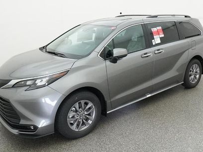 New 2026 Toyota Sienna XLE