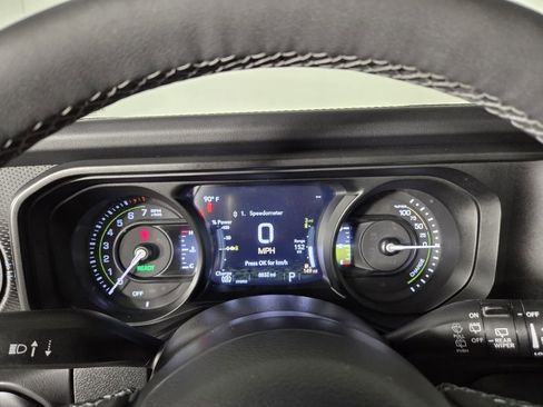 Certified 2025 Jeep Wrangler Unlimited Rubicon 4xe w/ Safety Group image 18