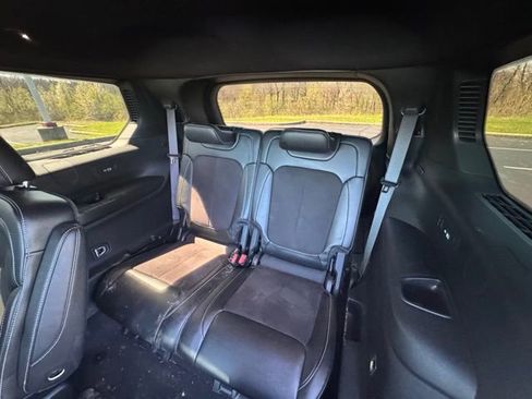 Used 2023 Jeep Grand Cherokee L Laredo image 15