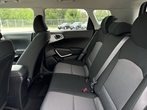 Used 2025 Kia Soul S FWD image 24