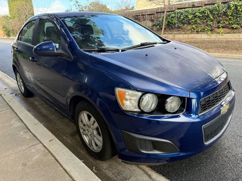Used 2013 Chevrolet Sonic LT image 8
