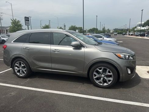 Used 2017 Kia Sorento SX AWD/4WD image 13