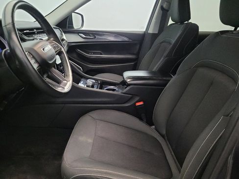 Used 2021 Jeep Grand Cherokee L Laredo w/ Luxury Tech Group I image 17