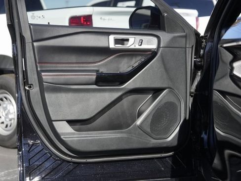 Certified 2023 Ford Explorer ST-Line w/ Class IV Trailer Tow Package image 30