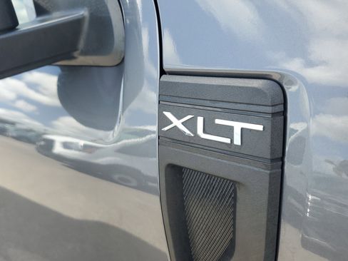 New 2026 Ford Maverick XLT FWD image 8