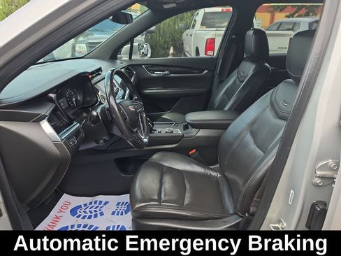 Used 2020 Cadillac XT6 Premium Luxury FWD image 10
