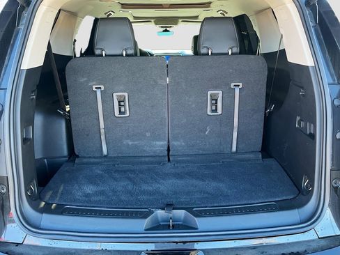 Used 2021 GMC Acadia Denali w/ Denali Technology Package AWD/4WD image 28