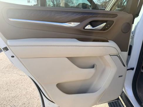 Used 2023 GMC Yukon Denali image 14