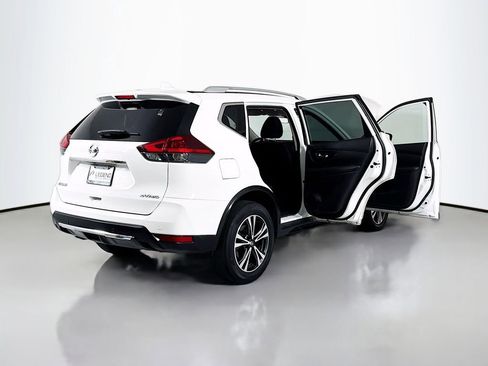 Used 2020 Nissan Rogue SV w/ Premium Package AWD/4WD image 20
