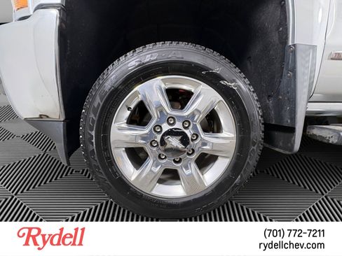 Used 2017 Chevrolet Silverado 2500 LTZ w/ Duramax Plus Package image 9