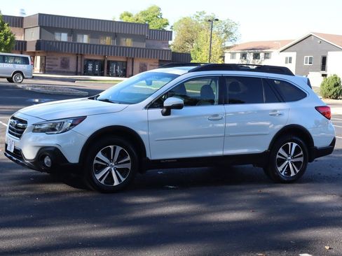 Used 2019 Subaru Outback 3.6R Limited w/ Popular Package #2 AWD/4WD image 10