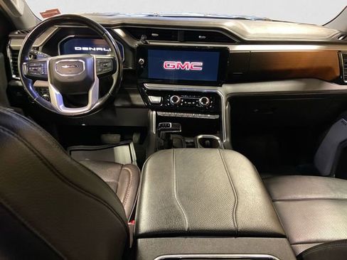 Used 2023 GMC Sierra 1500 Denali w/ Technology Package image 11