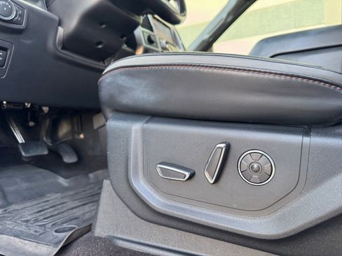 Used 2018 Ford F150 Platinum w/ Equipment Group 701A Luxury image 20