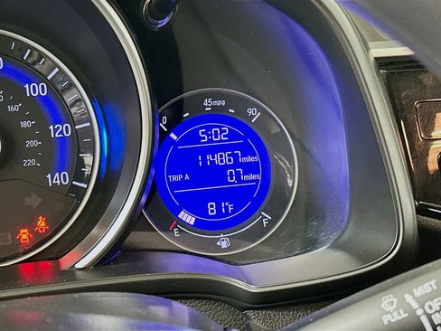 Used 2016 Honda Fit EX image 18