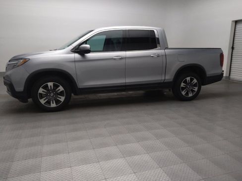 Used 2019 Honda Ridgeline RTL-E image 2