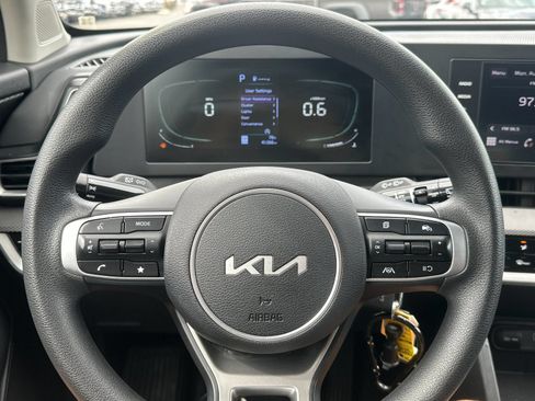 Used 2024 Kia Sportage LX FWD image 21