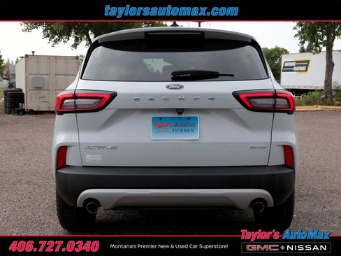 Used 2025 Ford Escape Active AWD/4WD image 42