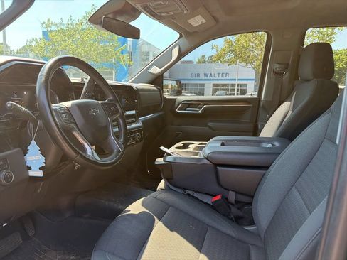 Used 2023 Chevrolet Silverado 1500 LT Trail Boss AWD/4WD image 28