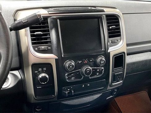 Used 2013 RAM 1500 Classic SLT w/ Remote Start & Security Group image 10