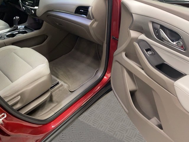 Used 2019 Chevrolet Traverse LT AWD/4WD image 19