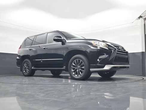 Used 2018 Lexus GX 460 Premium AWD/4WD image 18