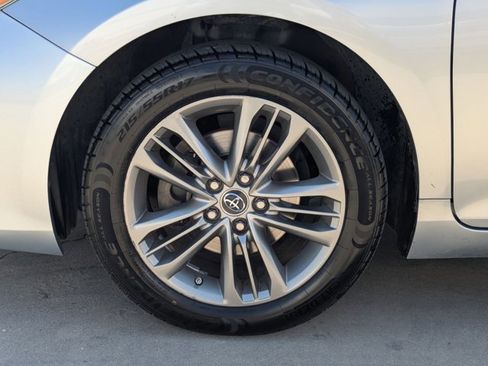 Used 2015 Toyota Camry SE image 23