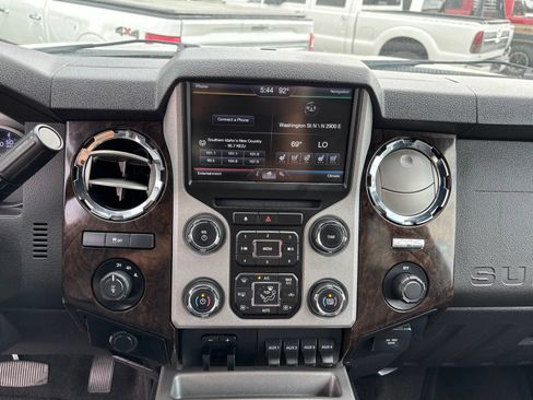Used 2014 Ford F350 Platinum AWD/4WD image 18