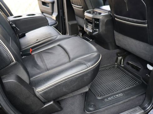 Used 2020 RAM 3500 Limited image 32