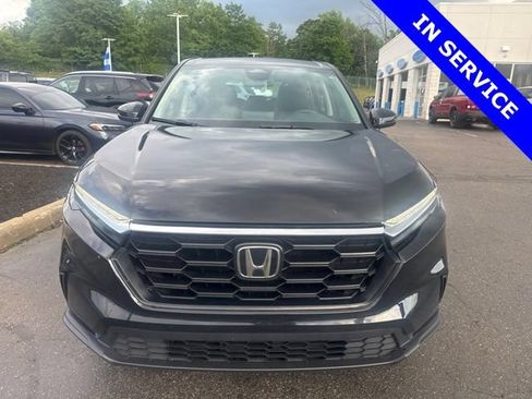 Used 2024 Honda CR-V LX image 2
