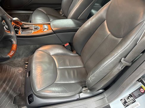 Used 2004 Mercedes-Benz SL 500 w/ AMG Sport Pkg image 27