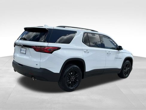 Used 2023 Chevrolet Traverse LT FWD image 13