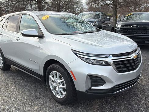 Used 2022 Chevrolet Equinox LT FWD image 3
