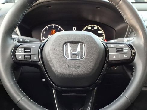 Used 2023 Honda HR-V EX-L image 16