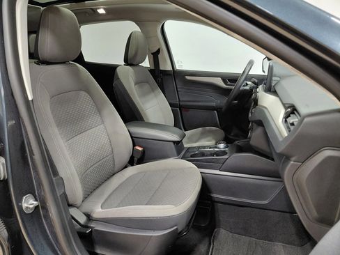 Certified 2022 Ford Escape SE w/ SE Sport Appearance Package image 23