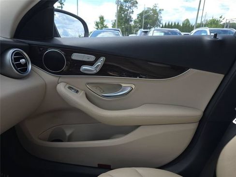 Used 2016 Mercedes-Benz C 300 4MATIC Sedan image 25