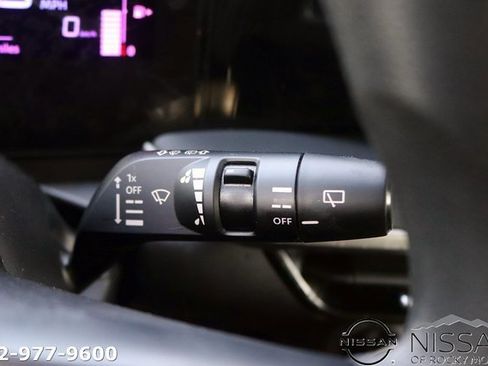 Used 2025 Nissan Kicks S image 21