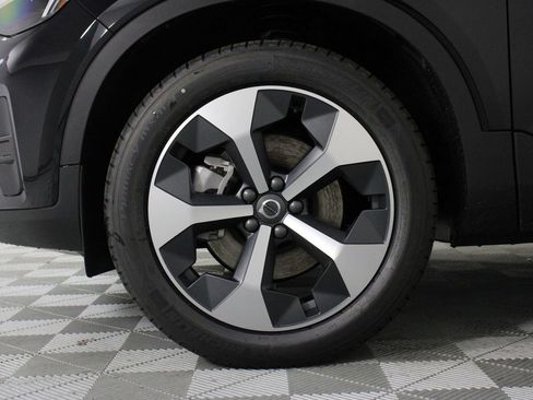 New 2025 Volvo XC40 B5 Core w/ Climate Package image 13