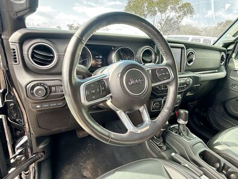 Used 2022 Jeep Wrangler Unlimited Sahara w/ Cold Weather Group image 12