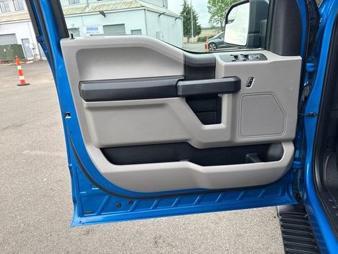 Used 2019 Ford F150 XL w/ Equipment Group 101A Mid AWD/4WD image 17