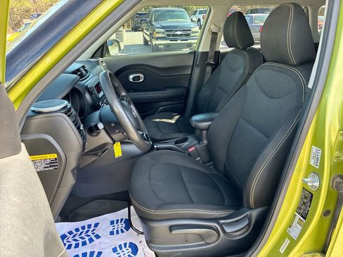 Used 2014 Kia Soul + image 16