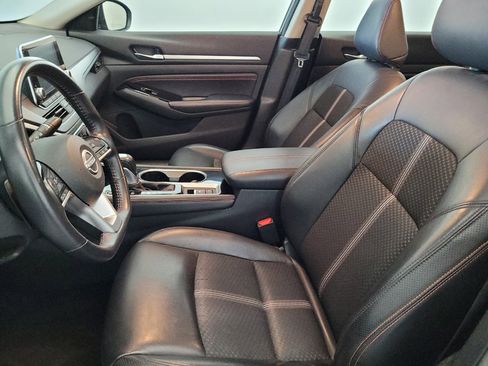 Used 2023 Nissan Altima 2.5 SR AWD/4WD image 17