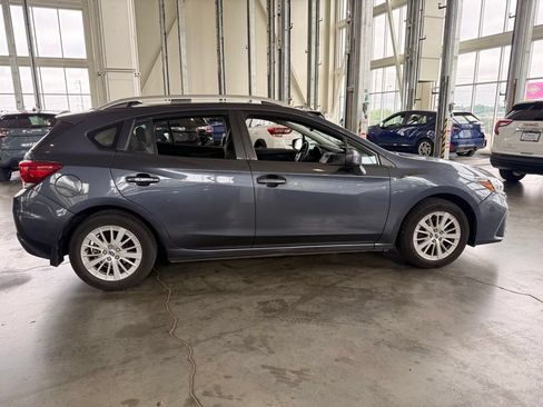 Used 2017 Subaru Impreza 2.0i Premium AWD/4WD image 2